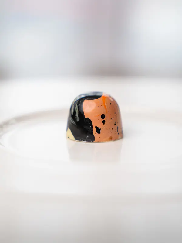 <img src="tiramisu.jpg" alt="Tiramisu sjokolade – håndlaget med mascarpone og kakao">